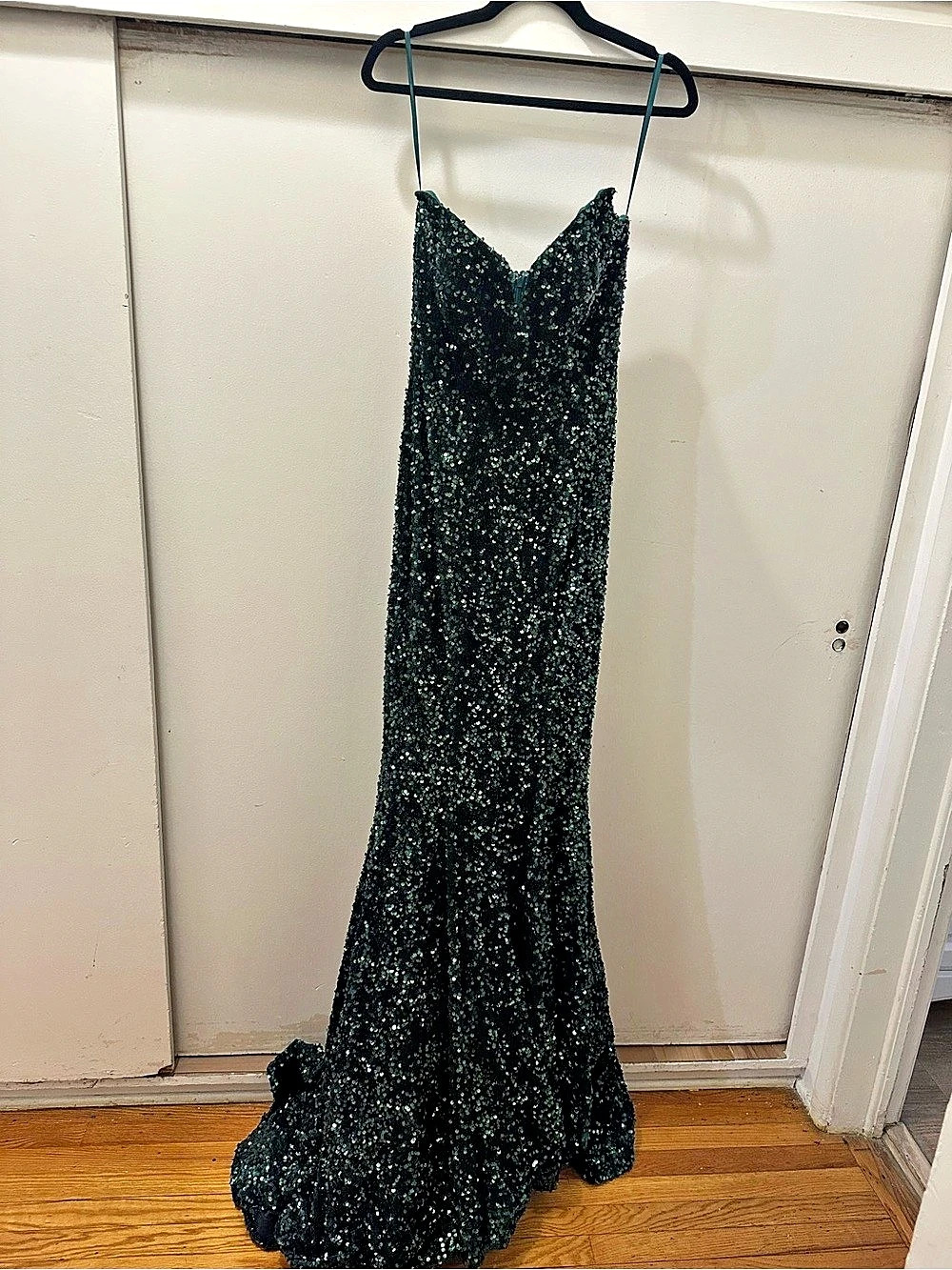 PORTIA & SCARLETT PS21208 Sequin Maxi Dress Green & Black